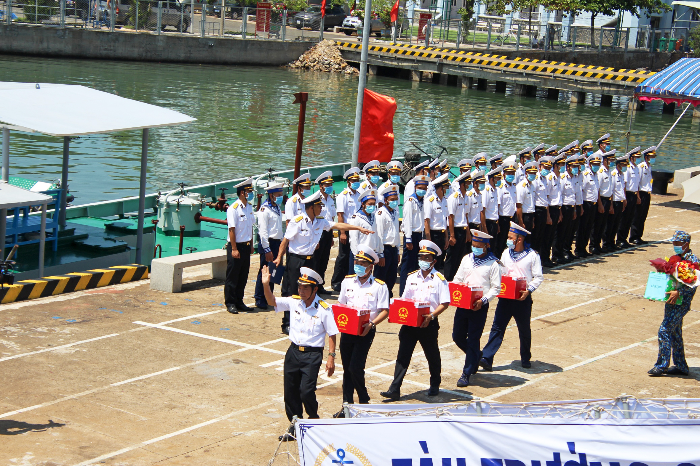 Gửi niềm tin từ thềm lục địa phía Nam Tổ quốc